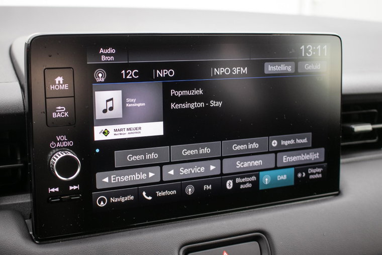 Vehicle Image 22