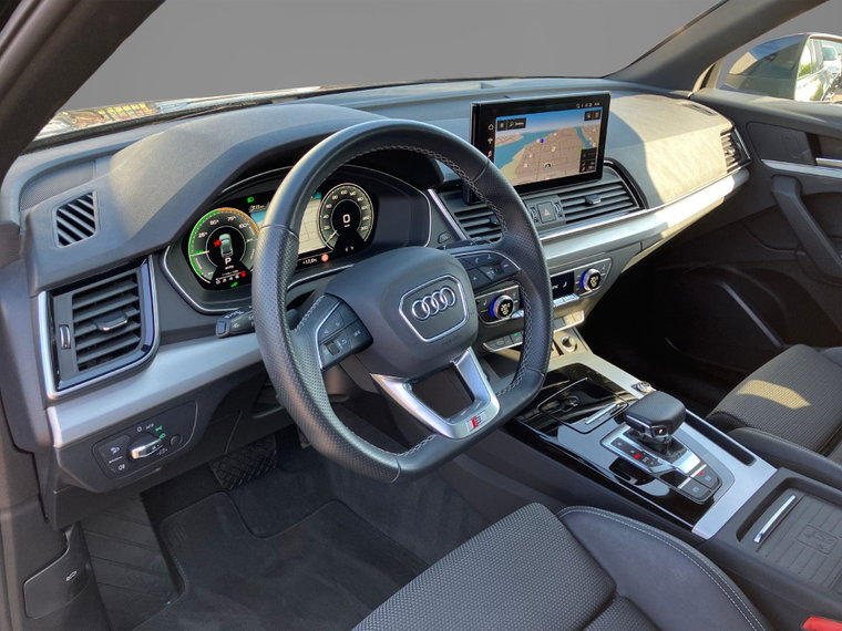 Vehicle Image 19