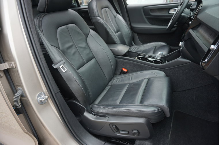 Vehicle Image 38