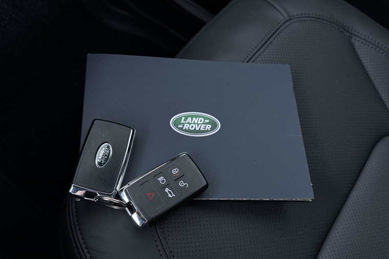 Vehicle Image 19