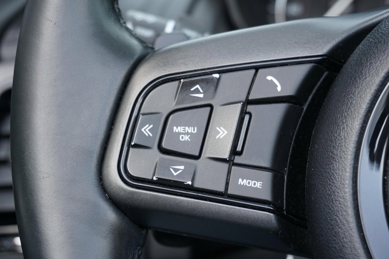 Vehicle Image 33