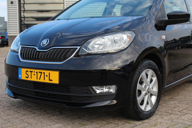 Vehicle Image 18