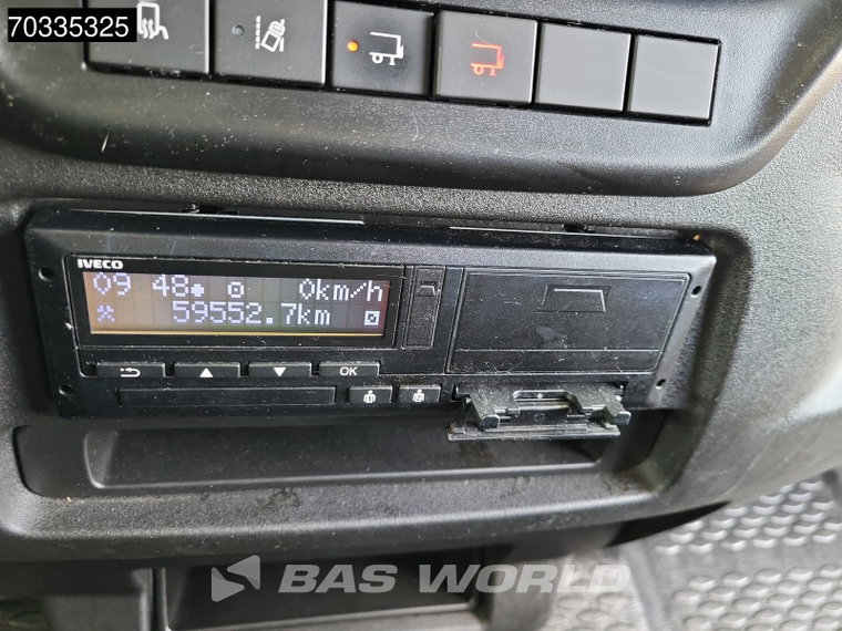 Vehicle Image 28