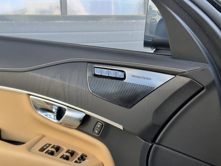 Vehicle Image 39