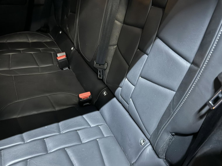 Vehicle Image 22