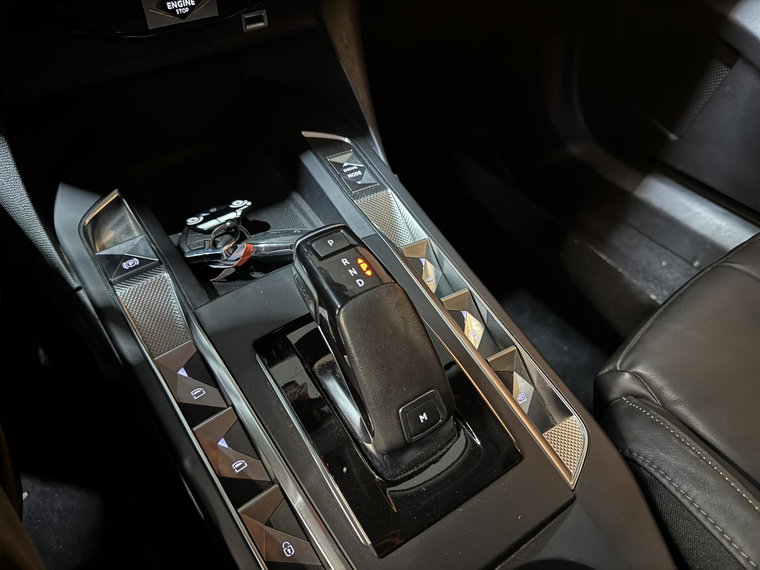Vehicle Image 33