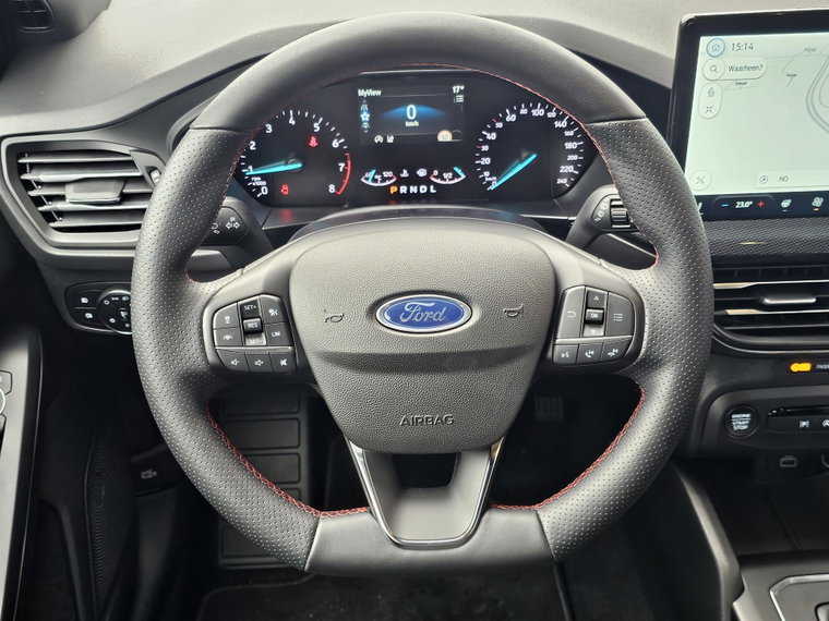 Vehicle Image 17