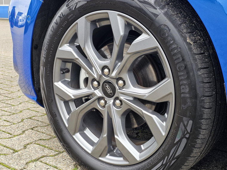 Vehicle Image 31