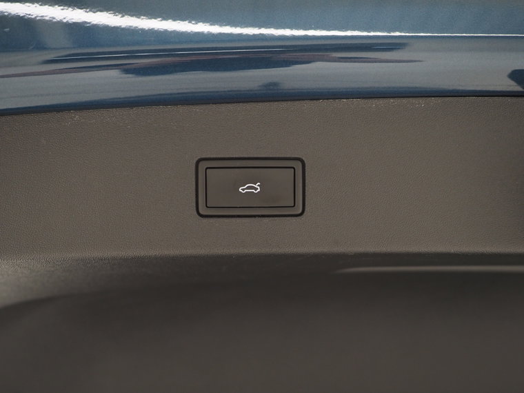 Vehicle Image 41