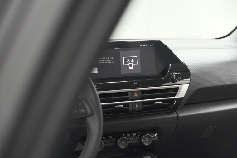 Vehicle Image 50