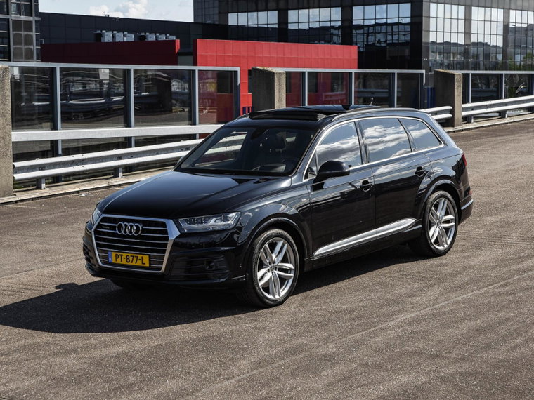 Vehicle Image 7