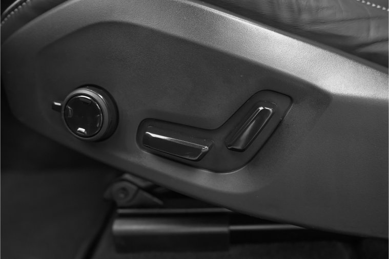 Vehicle Image 38