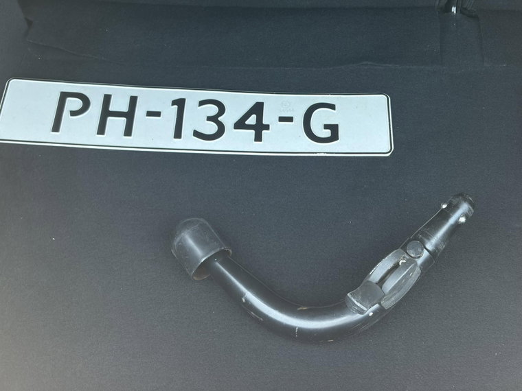 Vehicle Image 32