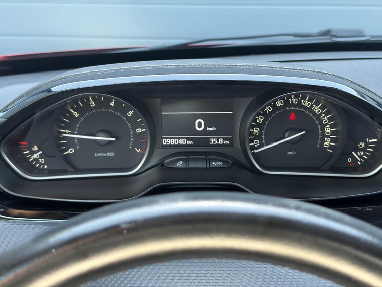 Vehicle Image 33