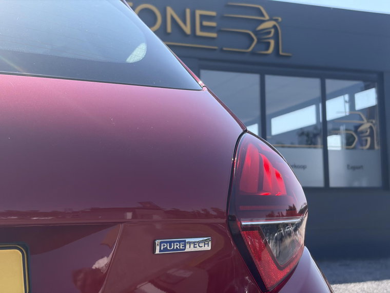 Vehicle Image 40