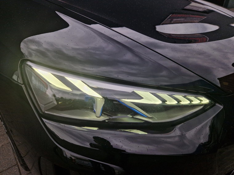Vehicle Image 38