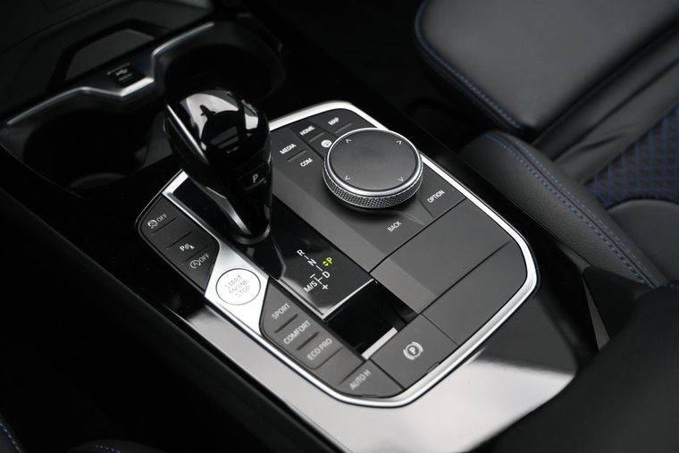 Vehicle Image 45
