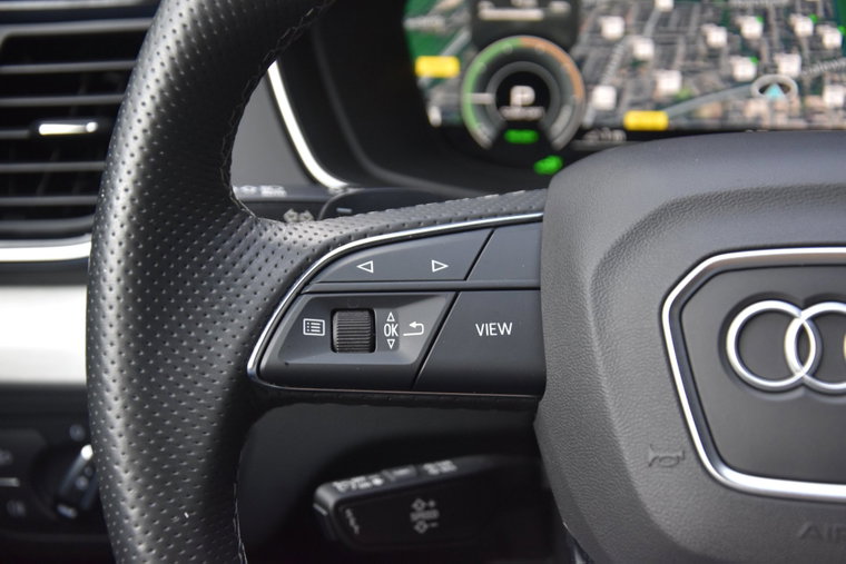 Vehicle Image 19