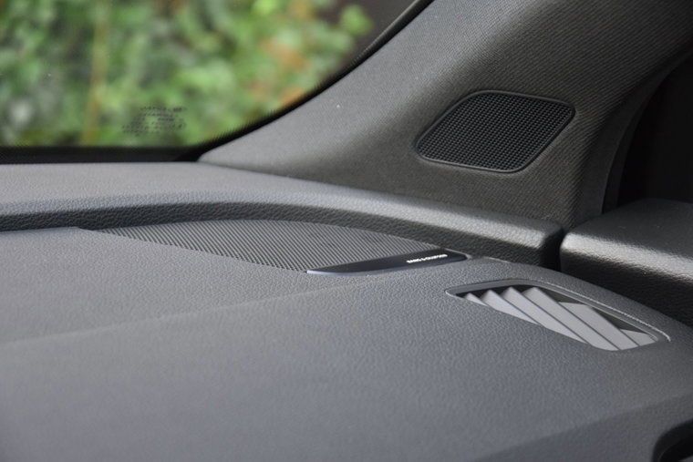 Vehicle Image 38