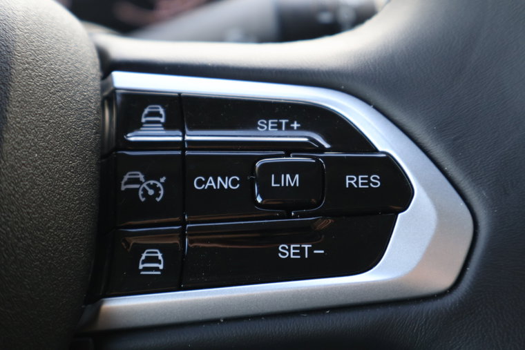 Vehicle Image 28