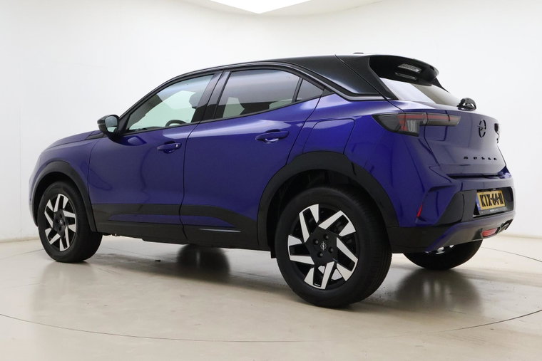 Vehicle Image 13