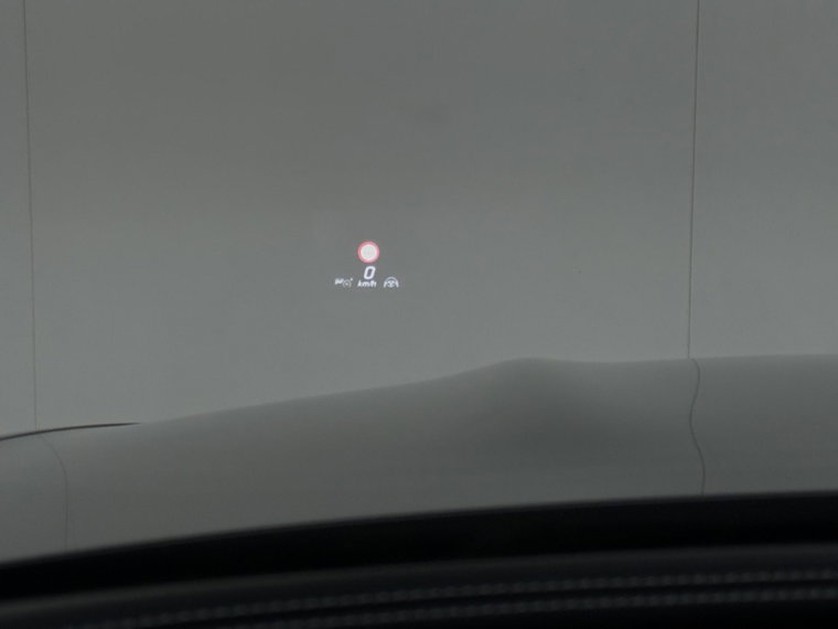 Vehicle Image 38