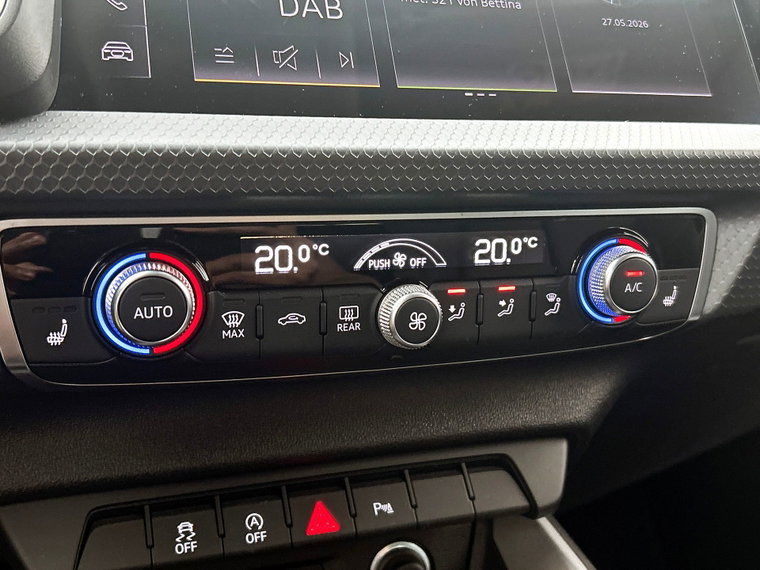 Vehicle Image 27