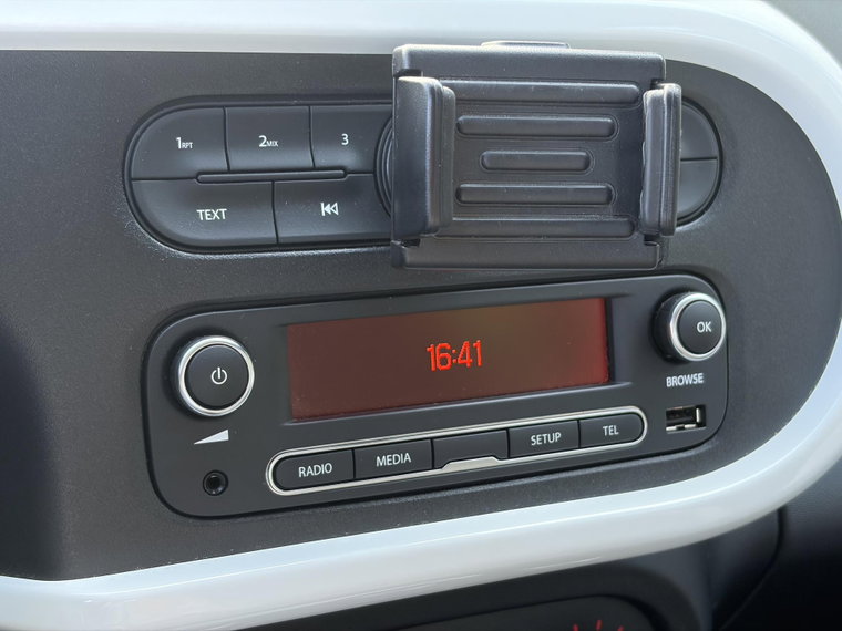Vehicle Image 17