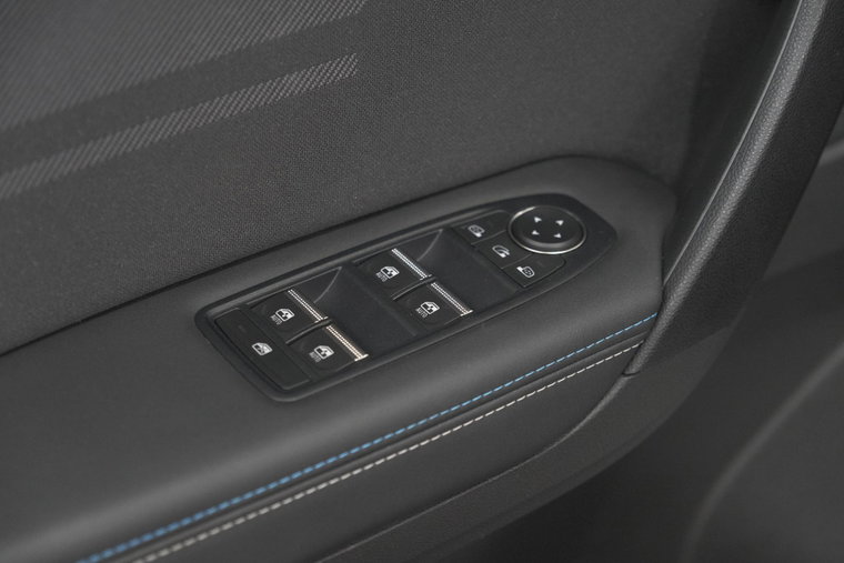 Vehicle Image 23