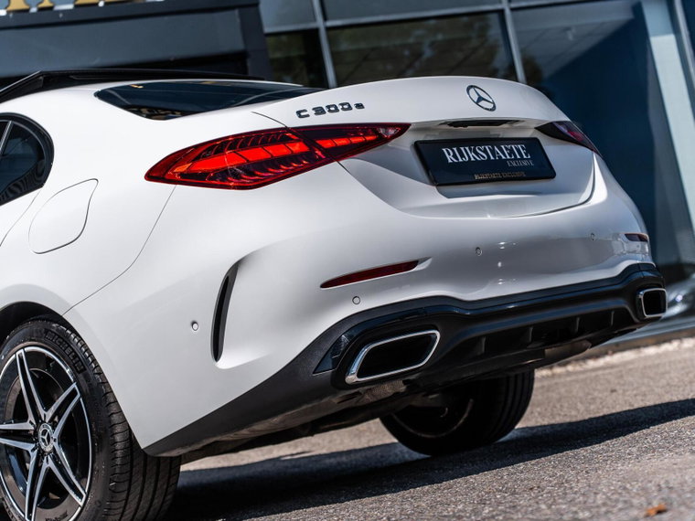 Vehicle Image 50