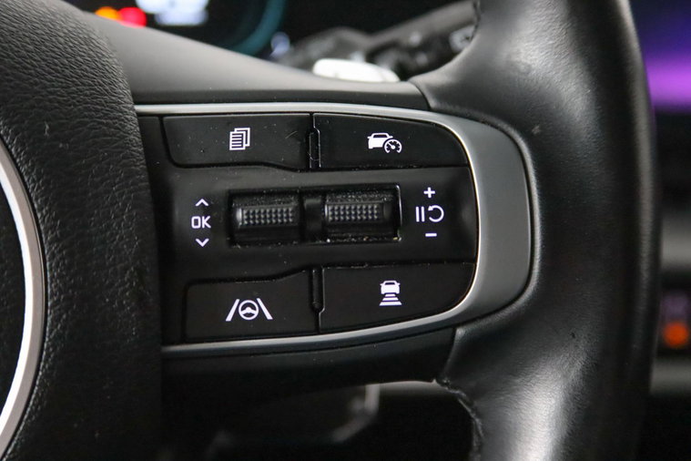 Vehicle Image 29