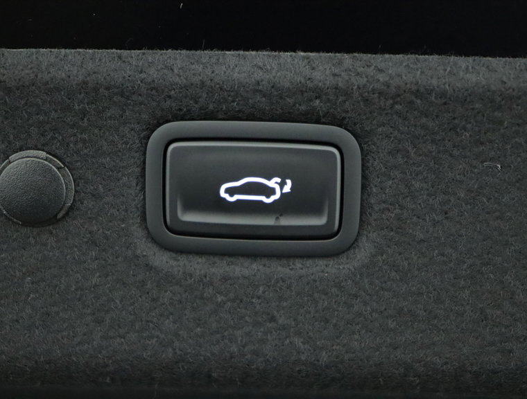 Vehicle Image 47