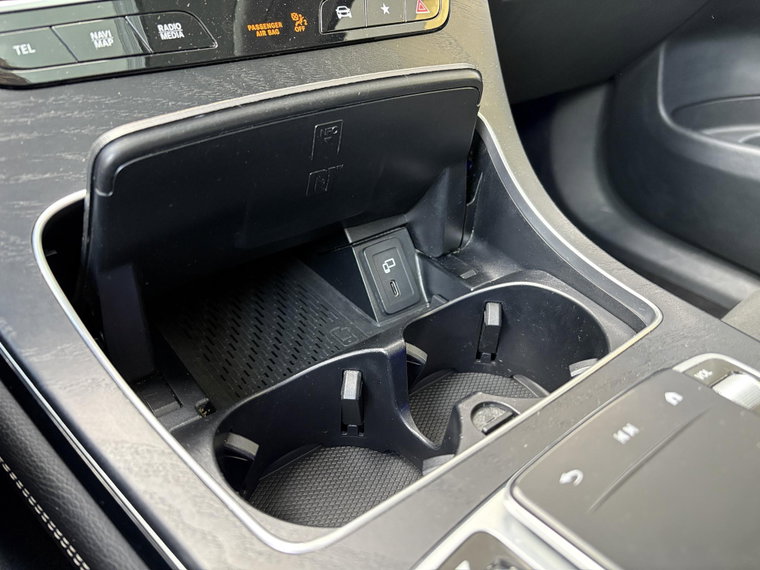 Vehicle Image 40