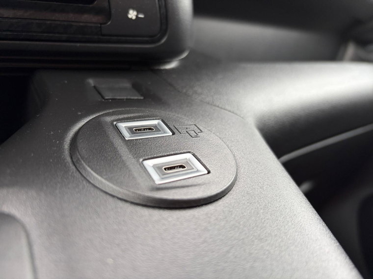 Vehicle Image 36