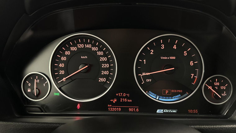 Vehicle Image 32