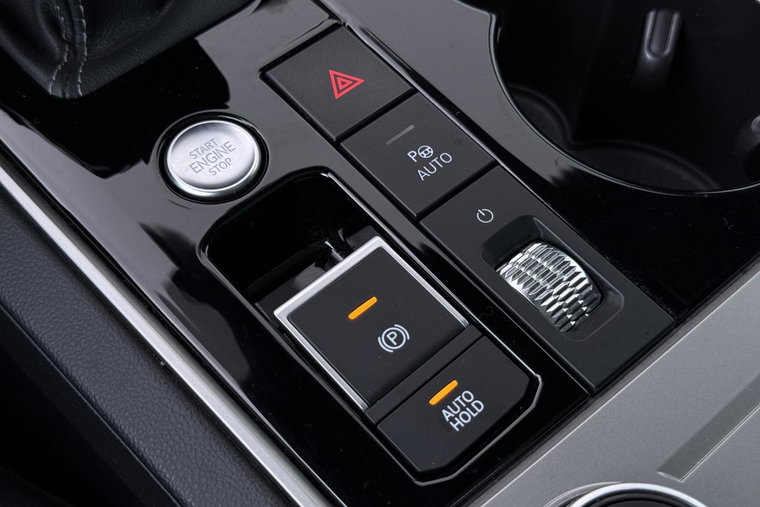 Vehicle Image 35
