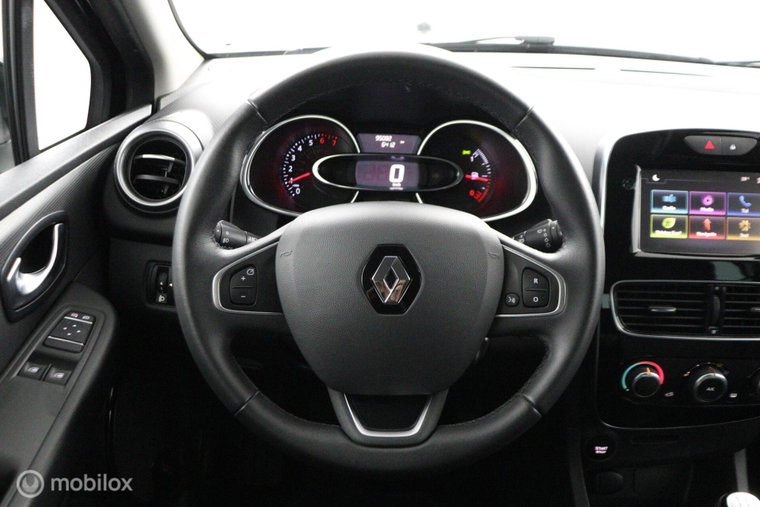 Vehicle Image 40