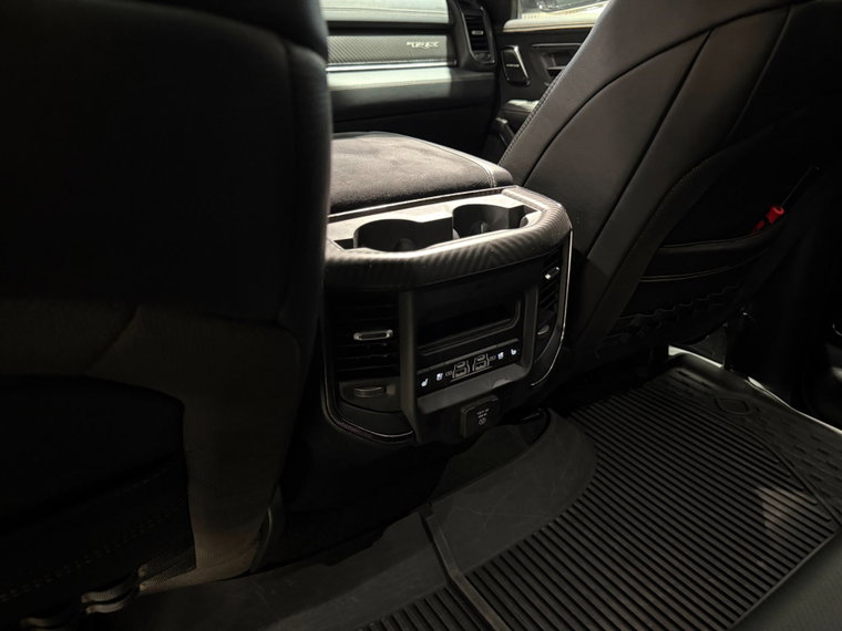 Vehicle Image 41