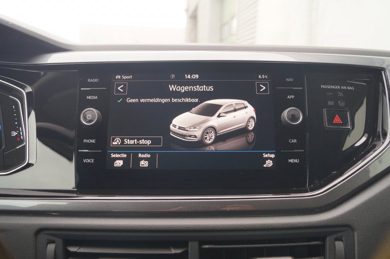 Vehicle Image 19