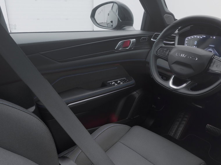 Vehicle Image 11