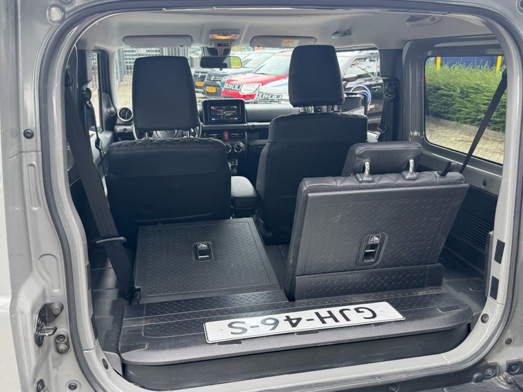 Vehicle Image 14