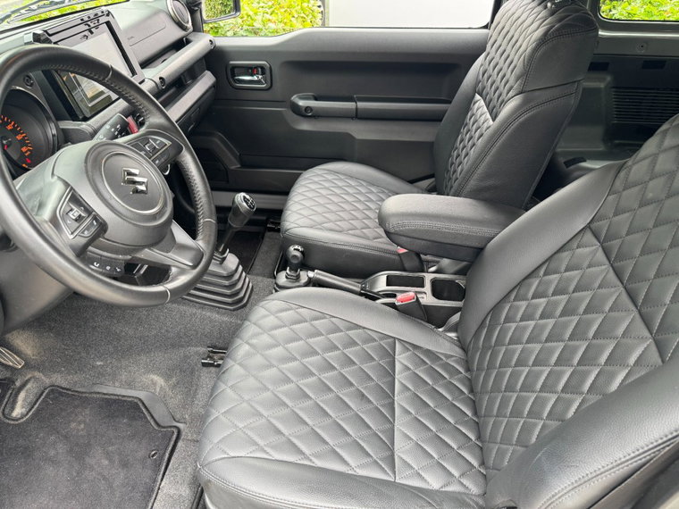 Vehicle Image 19