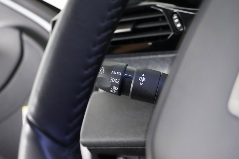Vehicle Image 24