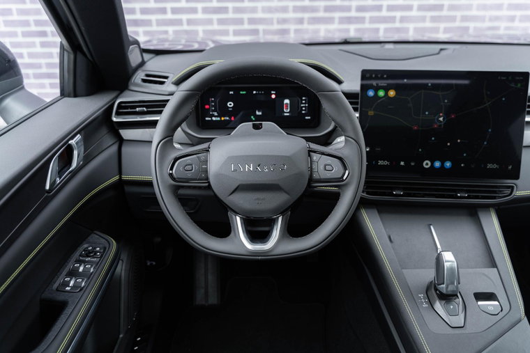 Vehicle Image 9