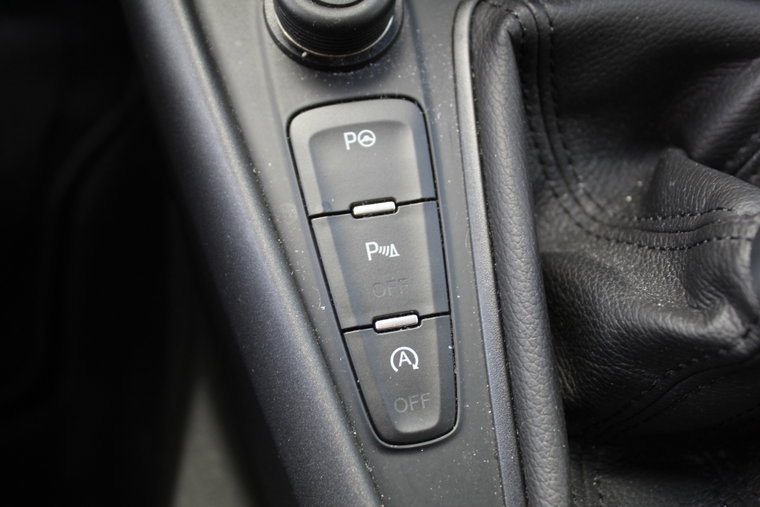 Vehicle Image 23