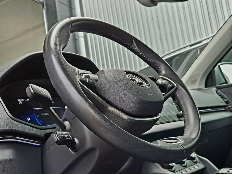 Vehicle Image 39
