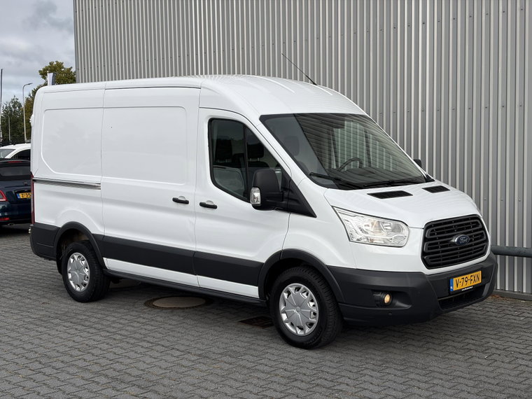 Vehicle Image 28