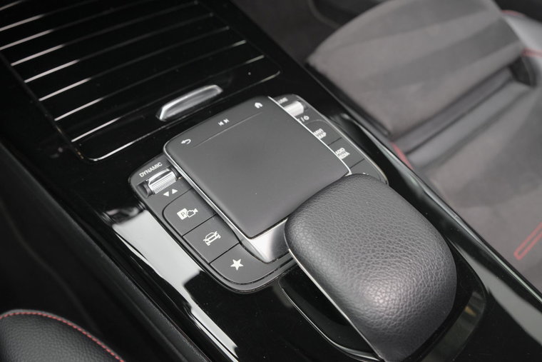 Vehicle Image 35