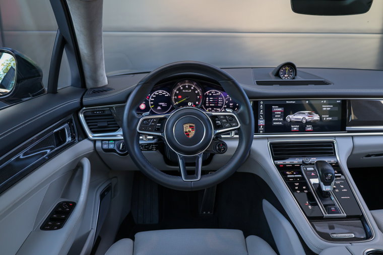 Vehicle Image 38