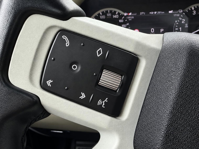 Vehicle Image 17